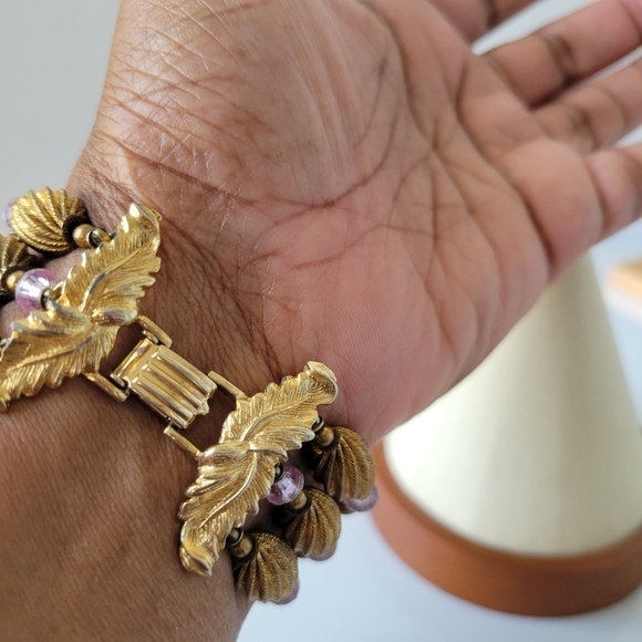 - Vintage Triple Strand Goldtone Beaded Cuff Bracelet • Fold over clasp closure - Picture 5 of 5